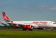 Londres: Migrante muere al caer del avión donde viajaba oculto londres