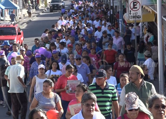 caminata-boaco-mujer-1 nicaragua