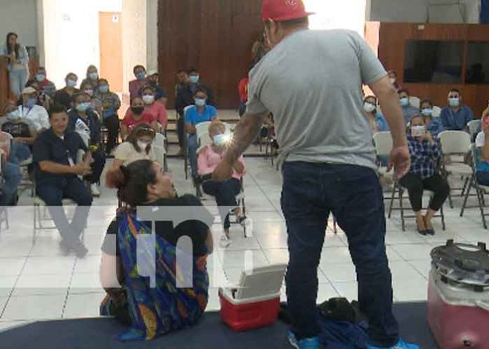 nicaragua, dia de los trabajadores, cara o sol, teatro,