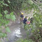 Rescatan a joven que se precipitó a un cauce de Managua nicaragua