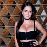 Celia Lora posa de manera atrevida y con diminuta lencería (FOTO) foto