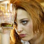 Se sentía ebria todo el tiempo: cerebro se estaba saliendo del cráneo reino unido