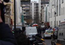 Presentan cargos de terrorismo a extremista por ataque a Charlie Hebdo francia