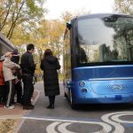 (VIDEO) Autobuses eléctricos autónomos circulan por las carreteras de China china