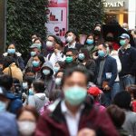 Advierten que el coronavirus podría infectar al 70% de la población mundial cientificos