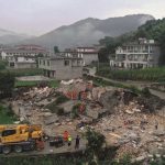 12 muertos y decenas de heridos por fuertes terremotos en China china