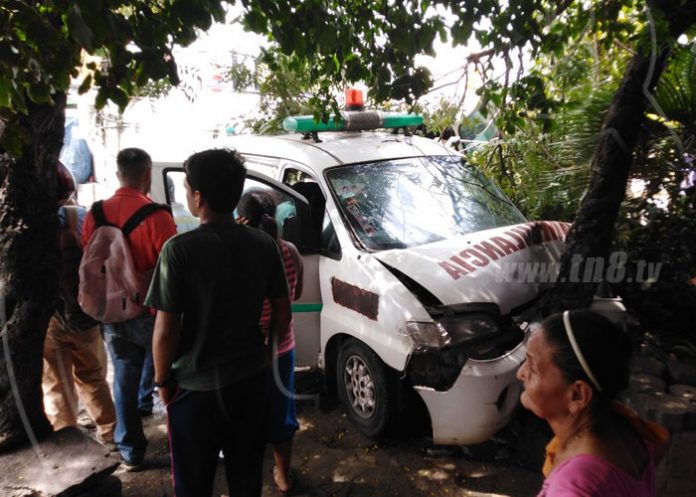 choque-ambulancia-01 managua