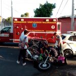 Madre e hijo en aparatoso choque con vehículo en Managua nicaragua