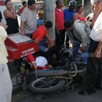 Motociclista con pierna fracturada por choque en Monseñor Lezcano nicaragua
