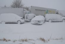 Francia: Cientos de conductores bloqueados por temporal de nieve francia