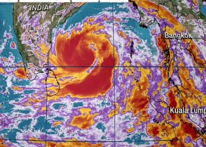 La India y Bangladesh se enfrentan al súper ciclón Amphan india