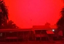 Indonesia : El extraño fenómeno que vistió de rojo el cielo (Video)