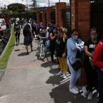 Nuevos confinamientos en Colombia por alza de casos de COVID-19 colombia