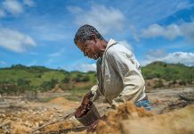 El oro sucio es la nueva cocaína en Colombia, y es igual de sangriento