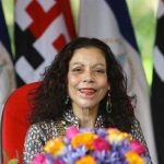 Rosario Murillo: «aquí estamos Carlos en tu Patria Roja y Negra» nicaragua