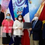 Chile dona computadoras a escuelas de Managua nicaragua
