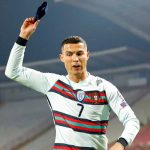 Brazalete de Cristiano Ronaldo será subastado en Serbia eliminatorias