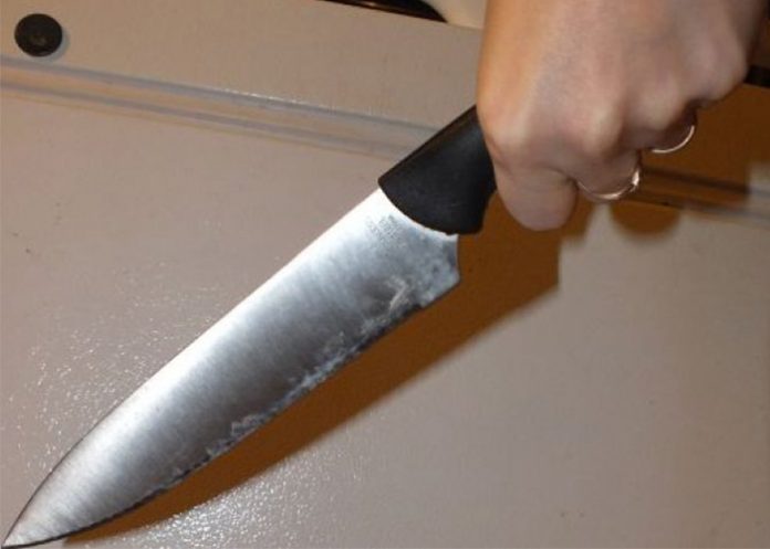 cuchillo ninos malportados