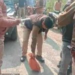 Decapitó a su esposa y camino con su cabeza en las calles de la India india