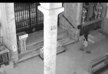 ¡Insólito! joven es captado defecando en un santuario de España espana
