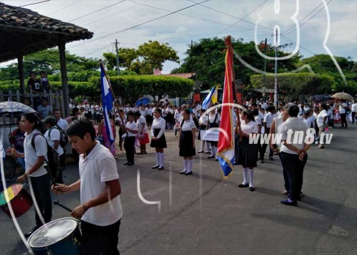 desfile_patrio_en_la_isla_de_ometepe_3 nicaragua