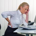 Aseguran que pasar mucho tiempo sentada podría provocar diabetes sentado