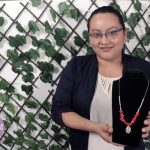 Dunia Plata Artesanal: Decide reinventarse y crear sus propias joyas