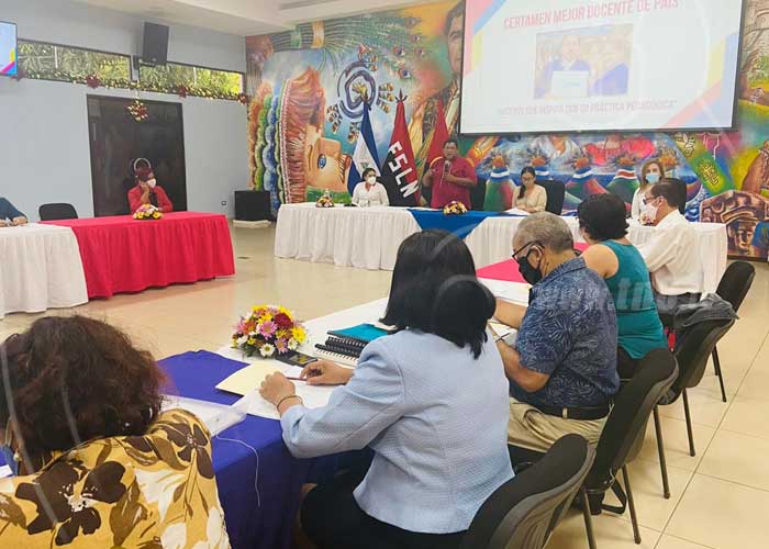 educacion-mejor-docente-1 nicaragua