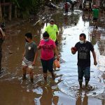 El Salvador informa que mantiene alerta roja por humedad de los suelos el salvador