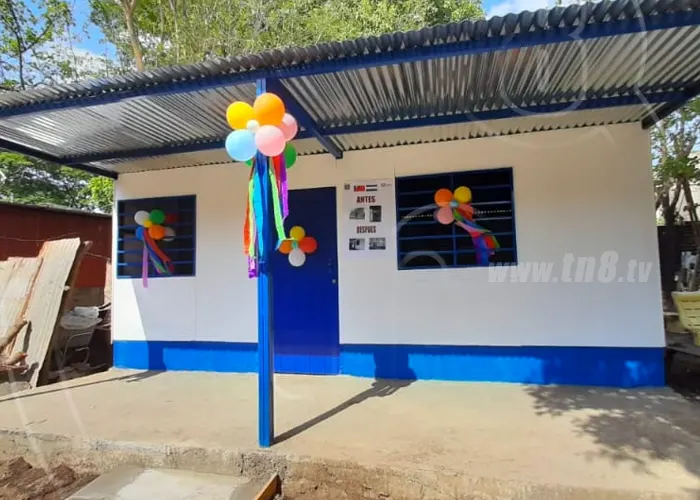 Entrega de vivienda dignifica a una familia del barrio Santa Clara nicaragua