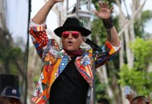 Elvis Crespo rompe record en el Festival de las Flores de Puerto Rico puerto rico