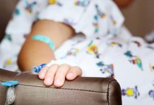 Más niños en EEUU sufren extraña enfermedad paralizante