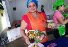 Mujeres de Nueva Guinea culminan el curso de elaboración de ensaladas nicaragua