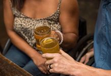 ¿Por qué el alcohol afecta las erecciones en los hombres? sexo