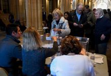 Inicia jornada electoral en España espana
