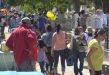Cientos de personas visitan a sus difuntos en Estelí nicaragua