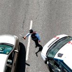 Hombre viajó por Europa con el cadáver putrefacto de su pareja cadaver