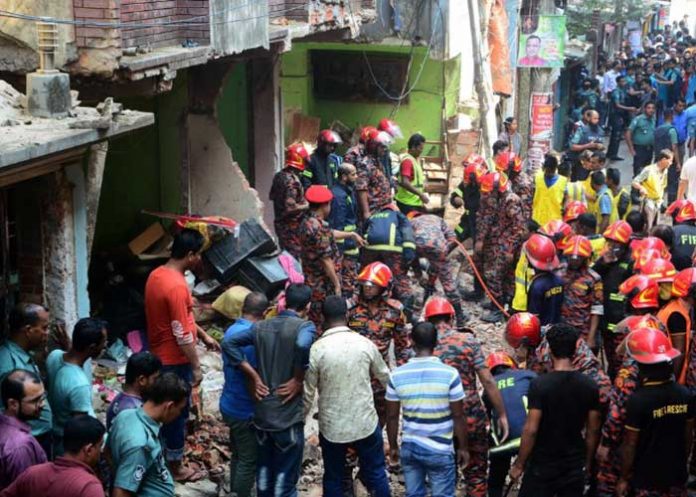 explosion-muertos-bangladesh bangladesh