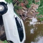 Ocupantes de vehículo se salvan de puro milagro en Casares nicaragua