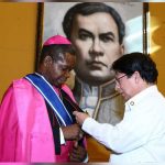 Reconocimiento a labor: Gobierno condecora con orden José Marcoleta a Nuncio Apostólico