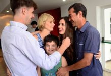 21 años después de desaparecer volvió a su casa hasta con hijos