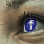 ¡Lo sabe todo!  Así es como Facebook vigila a sus usuarios facebook