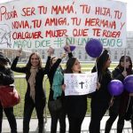 Organizaciones sociales denuncian aumento de feminicidios en Chile america latina