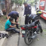 Impacta con perro y termina lesionado en una calle de Managua nicaragua