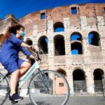 Italia da dinero a sus ciudadanos para comprar bicicletas italia