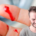 Esta es la razón por la que duele tanto cortarse el dedo con papel heridas