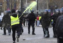 Francia prohibirá manifestaciones en «ciertos barrios» si se detectan vándalos francia