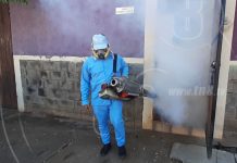 Colonia 14 de Septiembre es fumigada por brigadistas del MINSA nicaragua