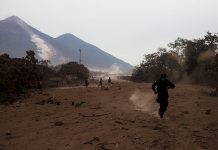 Suben a 65 los fallecidos por erupción de volcán en Guatemala guatemala
