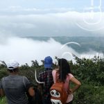 Jóvenes escalan el volcán Concepción en saludo a la Expo Ometepe 2019 nicaragua